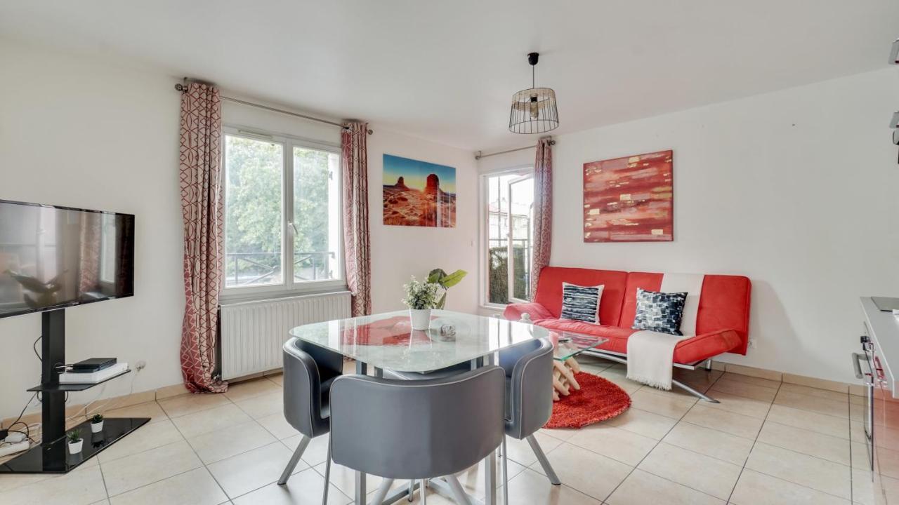 Апартаменты Chic Apart With Parking Near Paris Обервилье Экстерьер фото